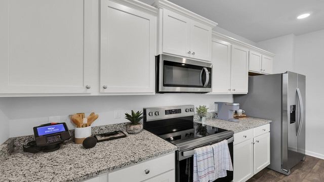 128 Serrano Street, North Charleston, SC 29420