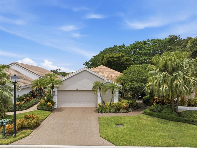 740 Pinehurst Way, Palm Beach Gardens, FL 33418