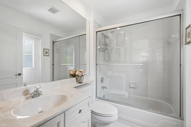 740 Pinehurst Way, Palm Beach Gardens, FL 33418