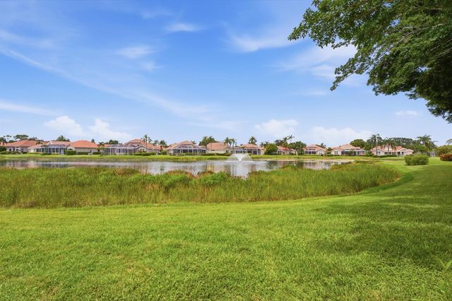 740 Pinehurst Way, Palm Beach Gardens, FL 33418