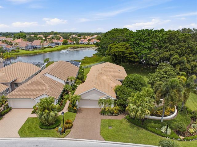 740 Pinehurst Way, Palm Beach Gardens, FL 33418
