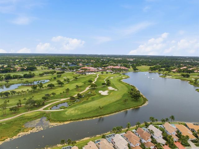 740 Pinehurst Way, Palm Beach Gardens, FL 33418