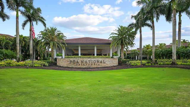 740 Pinehurst Way, Palm Beach Gardens, FL 33418