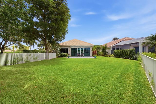 740 Pinehurst Way, Palm Beach Gardens, FL 33418
