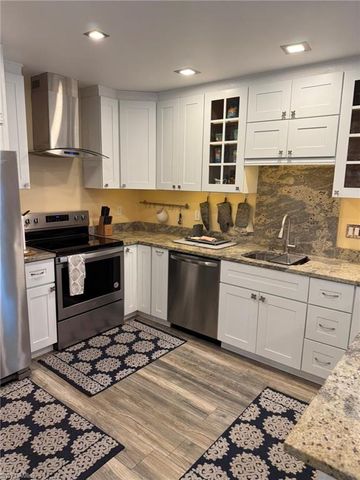 9968 Ortega LN, Bonita Springs, FL 34135