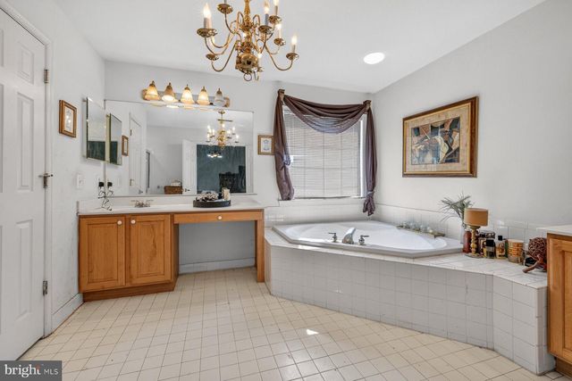 10106 BARTLEY WAY, Lanham, MD 20706