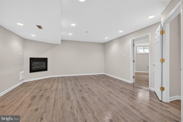 10106 BARTLEY WAY, Lanham, MD 20706