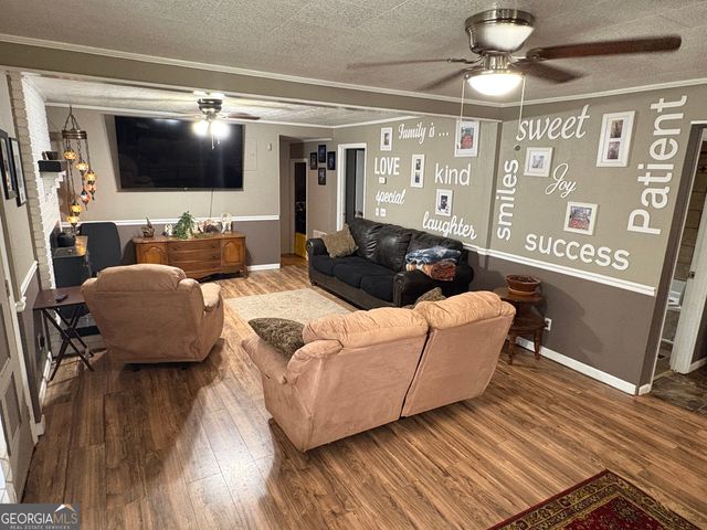 326 Eichelberger Drive, Lagrange, GA 30241
