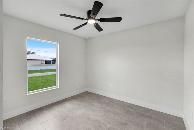 1625 NE 23rd ST, Cape Coral, FL 33909
