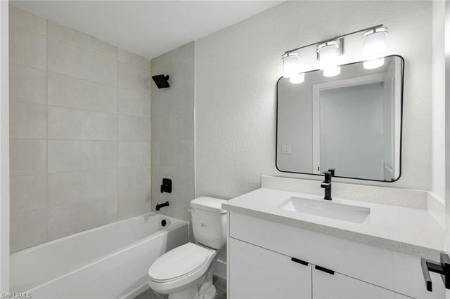 1625 NE 23rd ST, Cape Coral, FL 33909