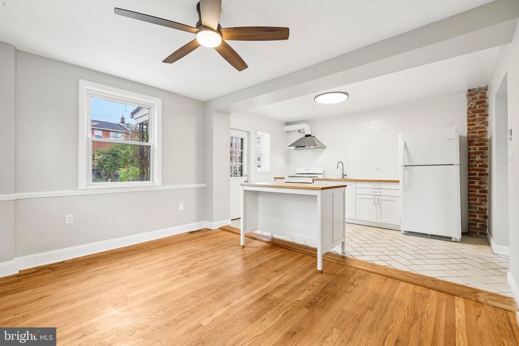 Image 11 of property listing at 3201 DORITHAN RD, Baltimore, MD 21215