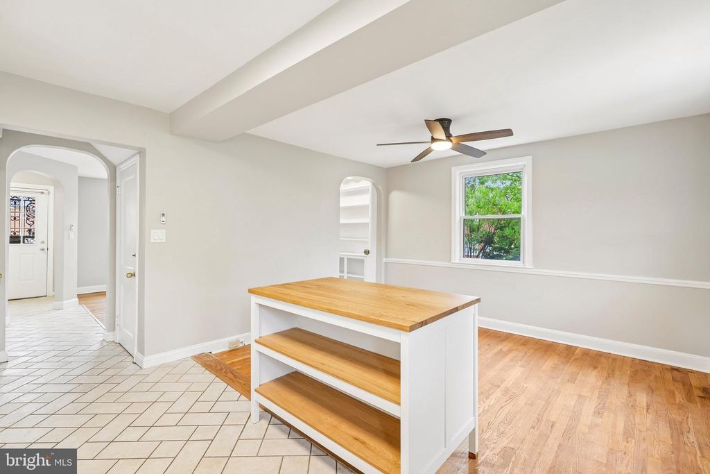 Image 15 of property listing at 3201 DORITHAN RD, Baltimore, MD 21215