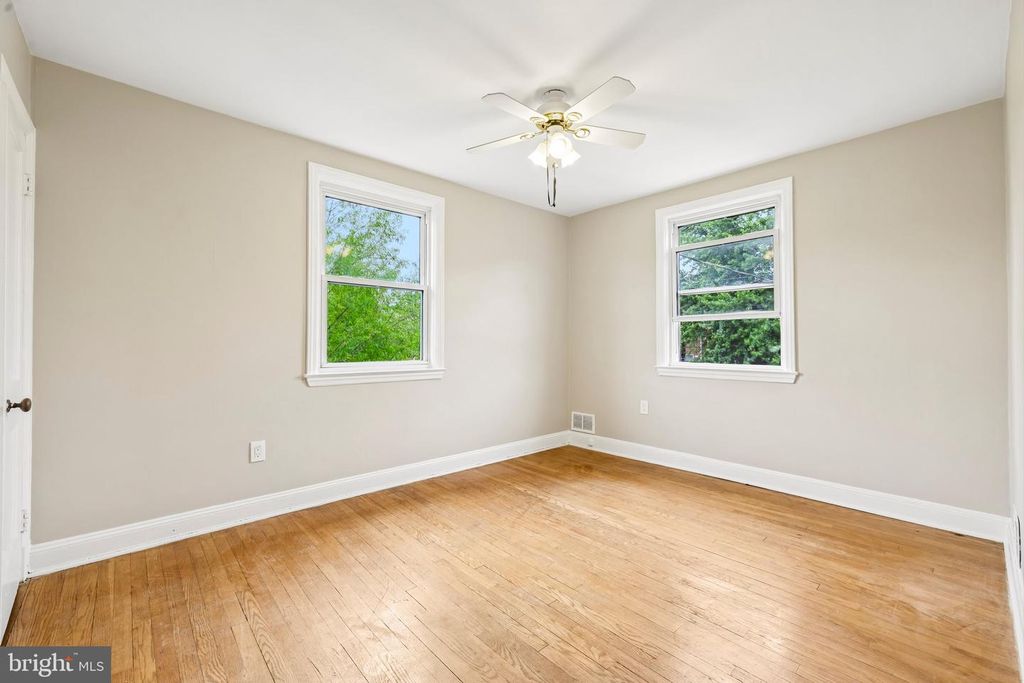 Image 18 of property listing at 3201 DORITHAN RD, Baltimore, MD 21215