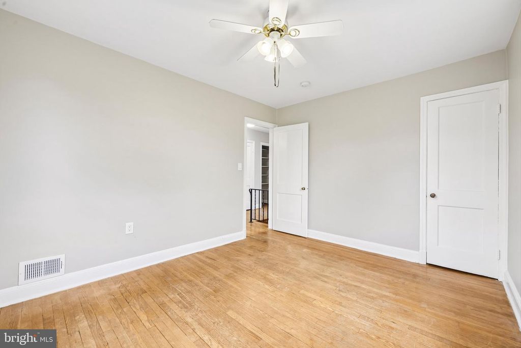 Image 22 of property listing at 3201 DORITHAN RD, Baltimore, MD 21215