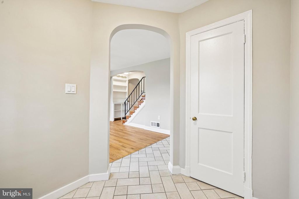 Image 28 of property listing at 3201 DORITHAN RD, Baltimore, MD 21215