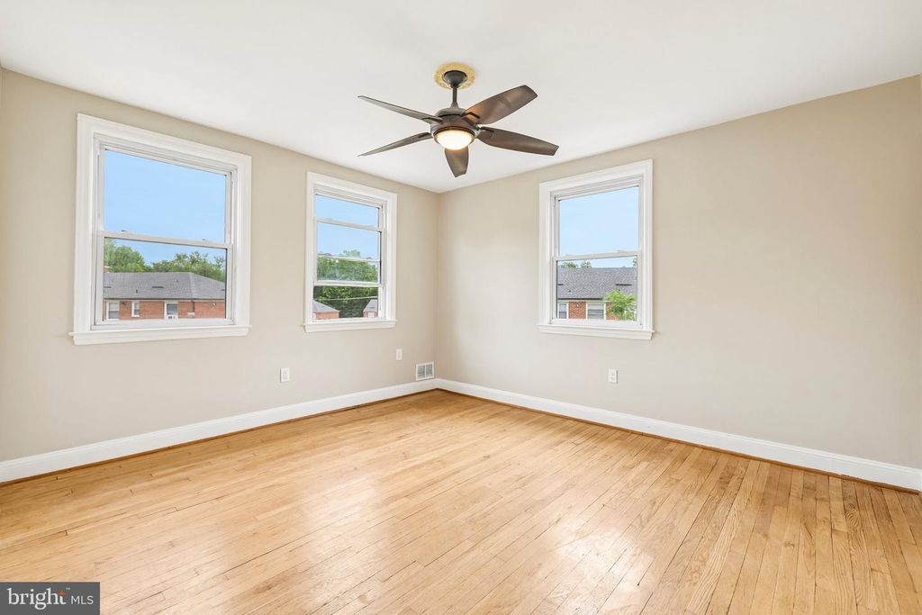 Image 29 of property listing at 3201 DORITHAN RD, Baltimore, MD 21215