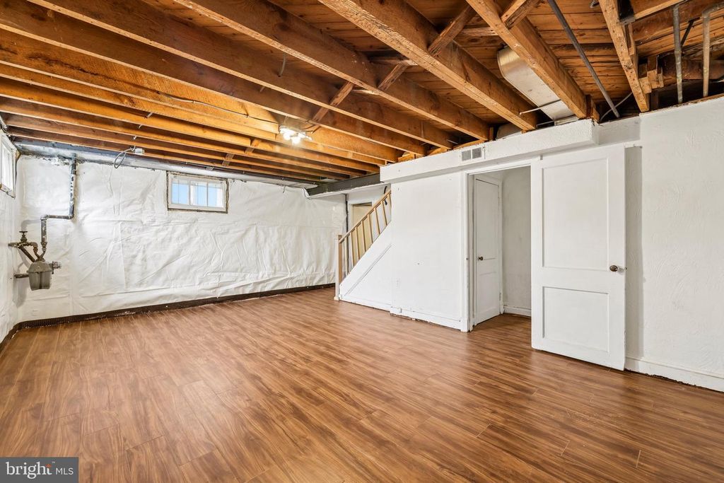 Image 35 of property listing at 3201 DORITHAN RD, Baltimore, MD 21215