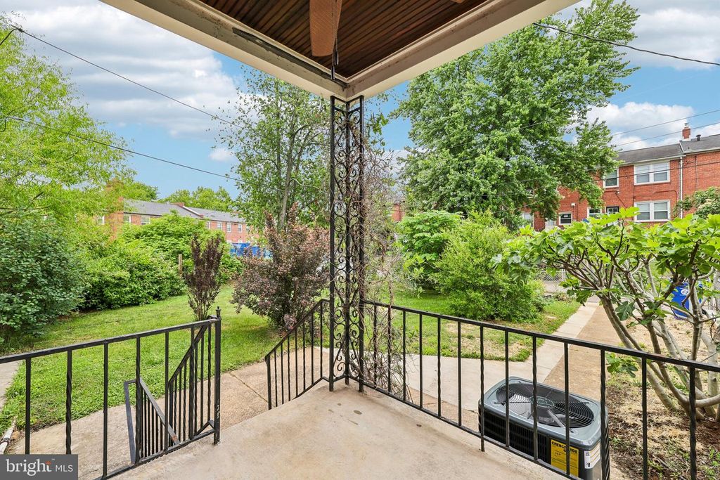 Image 38 of property listing at 3201 DORITHAN RD, Baltimore, MD 21215