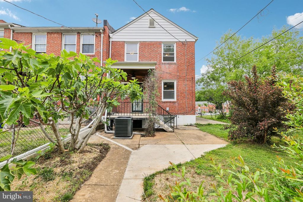 Image 42 of property listing at 3201 DORITHAN RD, Baltimore, MD 21215