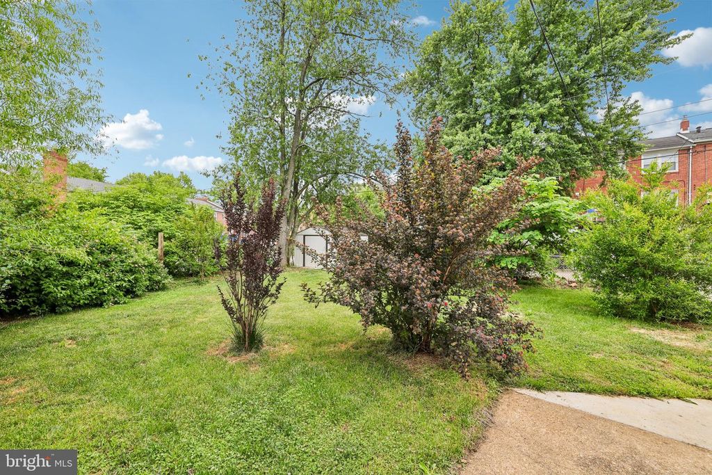 Image 46 of property listing at 3201 DORITHAN RD, Baltimore, MD 21215