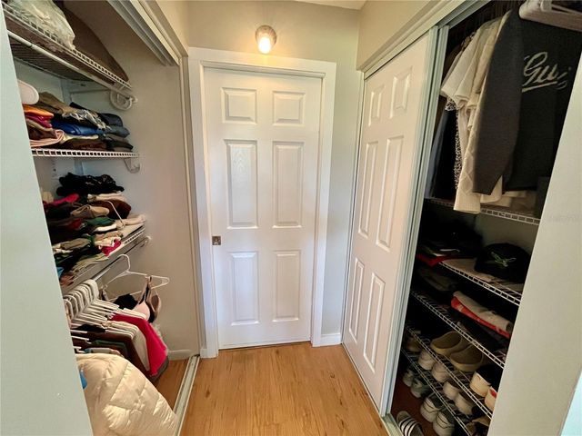 4510 OVERLOOK DRIVE NE 225, St Petersburg, FL 33703