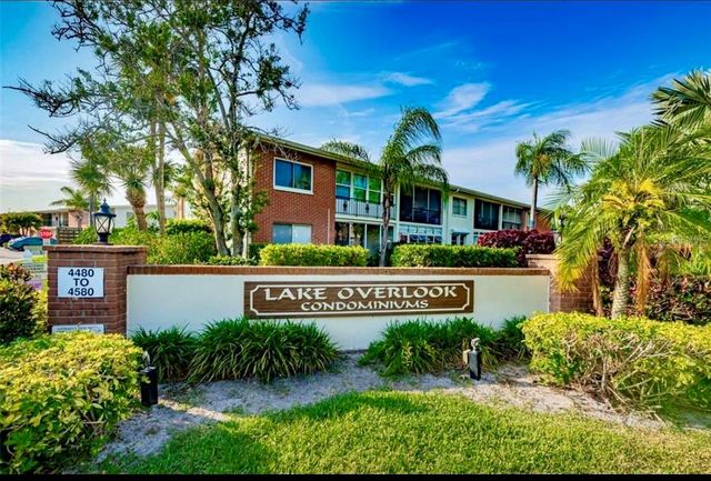 4510 OVERLOOK DRIVE NE 225, St Petersburg, FL 33703