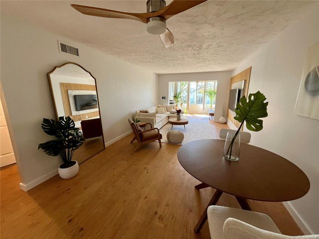 4510 OVERLOOK DRIVE NE 225, St Petersburg, FL 33703