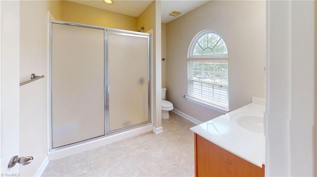 378 Summergate Drive, Winston-salem, NC 27103