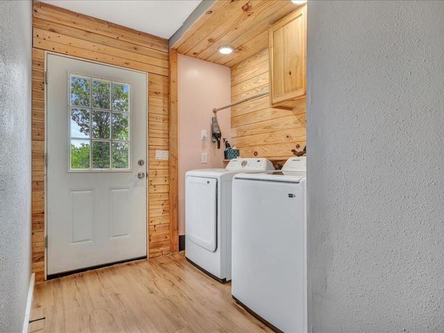 1949 County Road 2717, Alto, TX 75925