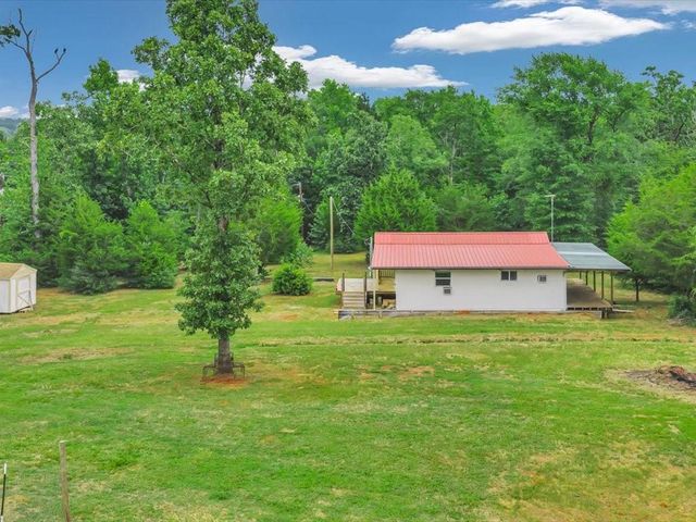 1949 County Road 2717, Alto, TX 75925