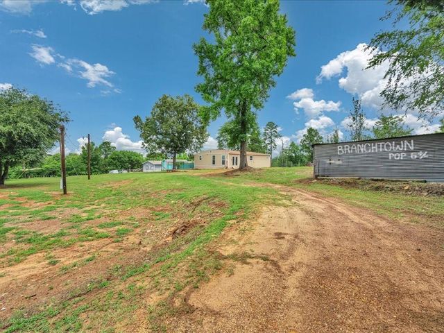 1949 County Road 2717, Alto, TX 75925