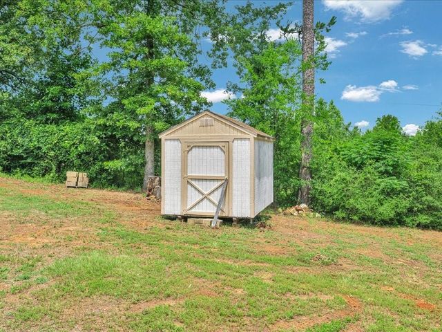 1949 County Road 2717, Alto, TX 75925