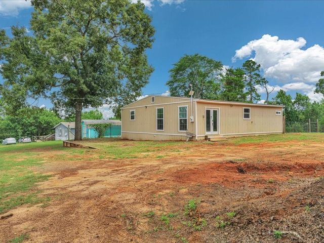 1949 County Road 2717, Alto, TX 75925