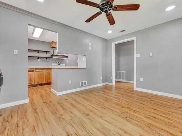 1949 County Road 2717, Alto, TX 75925