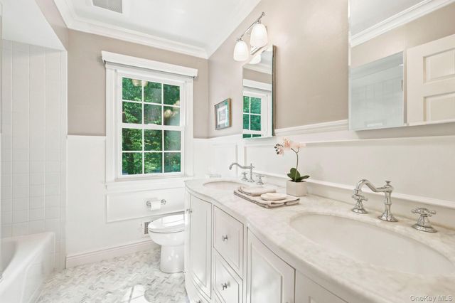 629 Scarborough Road, Briarcliff Manor, NY 10510