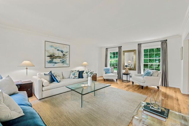 629 Scarborough Road, Briarcliff Manor, NY 10510