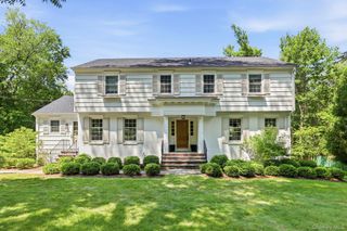 629 Scarborough Road, Briarcliff Manor, NY 10510