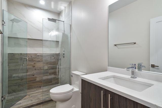 3013 N Normandy Avenue, Chicago, IL 60634