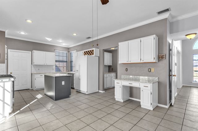 6613 Springmeadow Lane, Rowlett, TX 75089