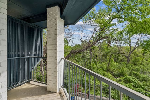 18736 Wainsborough Lane, Dallas, TX 75287