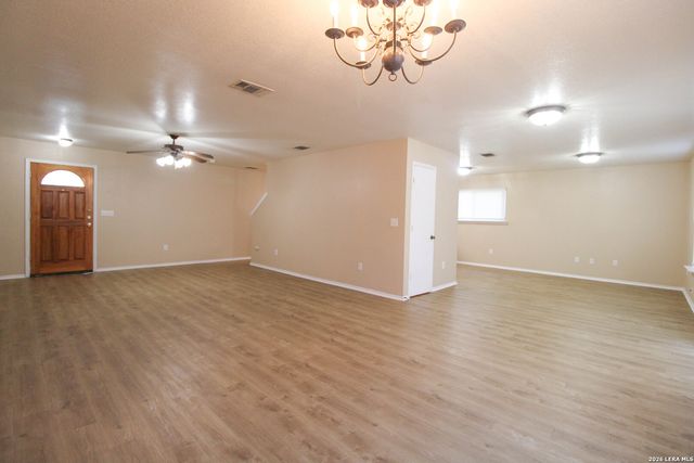 8314 Steep Valley, Converse, TX 78109
