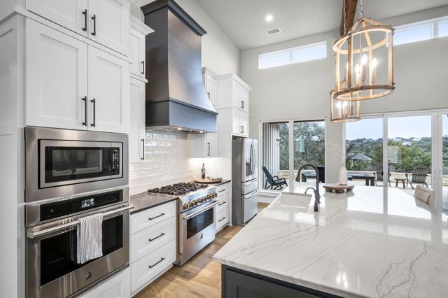 1326 Via Principale, New Braunfels, TX 78132