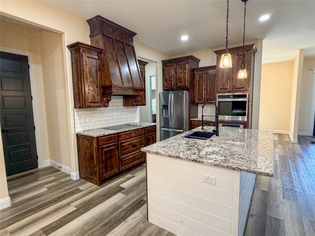 1290 County Road 2175, Decatur, TX 76234