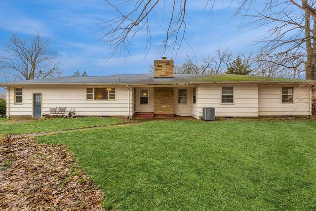 2700 Niles Road, Saint Joseph, MI 49085