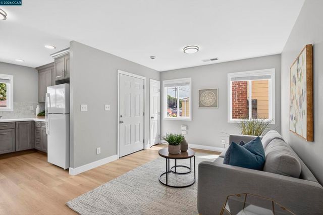 2520 Chanslor Ave, Richmond, CA 94804