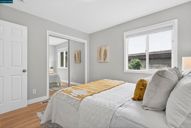 2520 Chanslor Ave, Richmond, CA 94804
