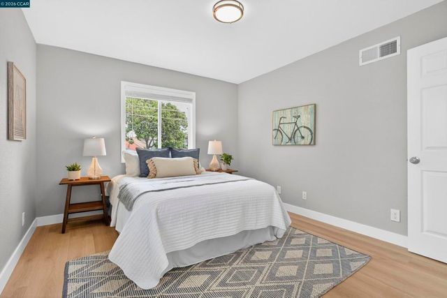 2520 Chanslor Ave, Richmond, CA 94804