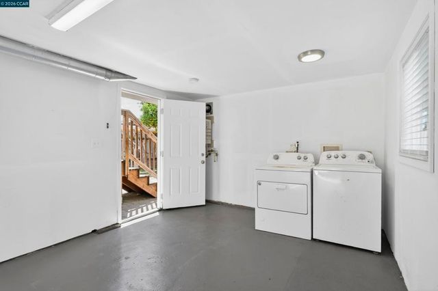 2520 Chanslor Ave, Richmond, CA 94804