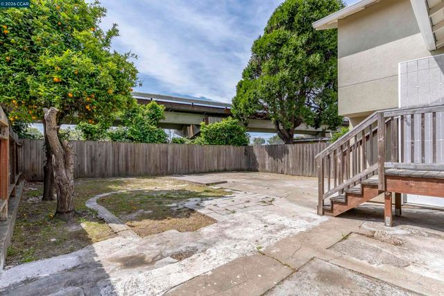 2520 Chanslor Ave, Richmond, CA 94804
