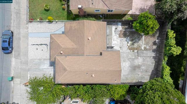 2520 Chanslor Ave, Richmond, CA 94804